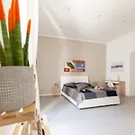 לינה וארוחת בוקר Del Corso 3*